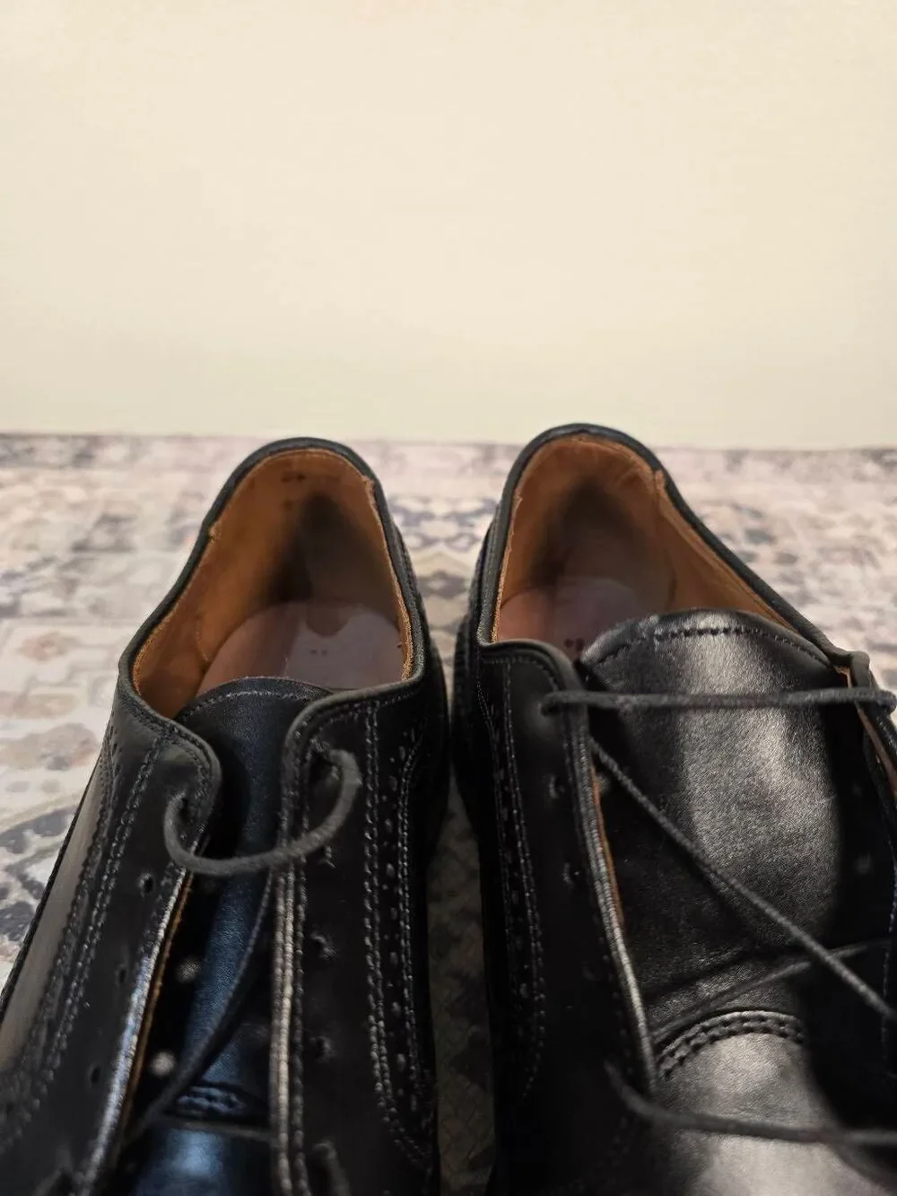 Allen Edmonds MacNeil 2.0 Black Men's Oxfords Shoes Size 9
